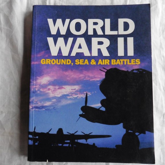 Book: World War ll Ground, Sea & Air Battles - Picture 1 of 8